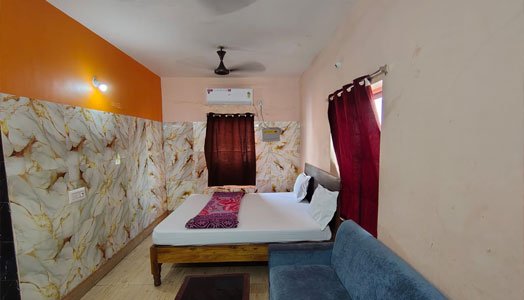 Executive AC Room - Prem Narayan Guest House